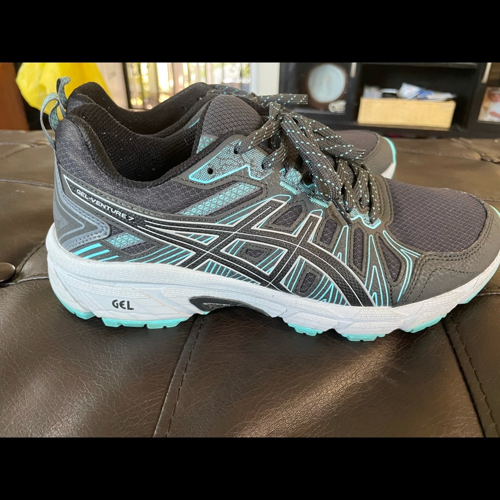 ASICS shoes 👟 teal/gray